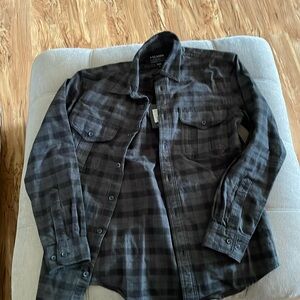 Filson Flanel, Alaska Guide Shirt, Black and grey.
